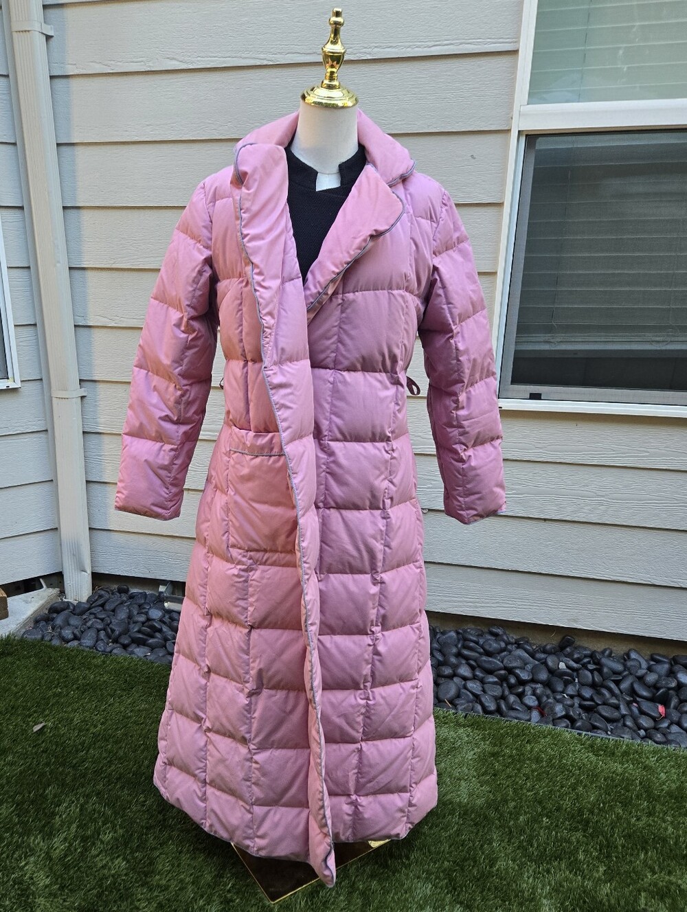 Vintage REI Women’s Pink Full Length Down Puffer Coat Belted Size M